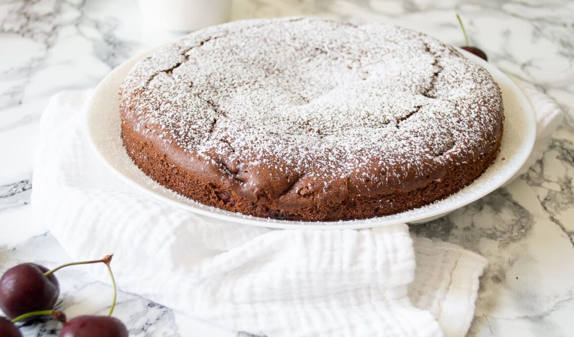 Thermomix Chocolate cherry cake